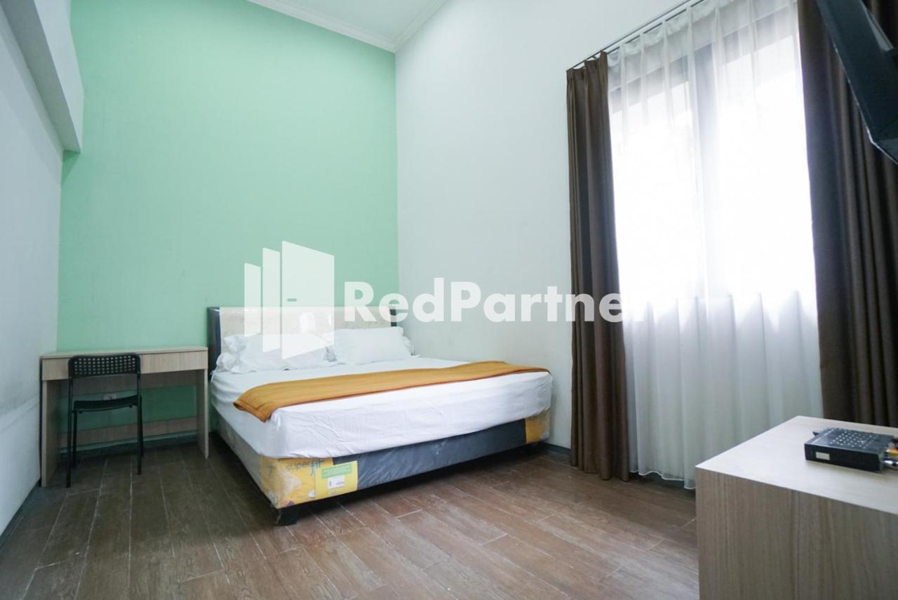 Toba Mansion Syariah Near Benhil Redpartner Hotel Jacarta Exterior foto
