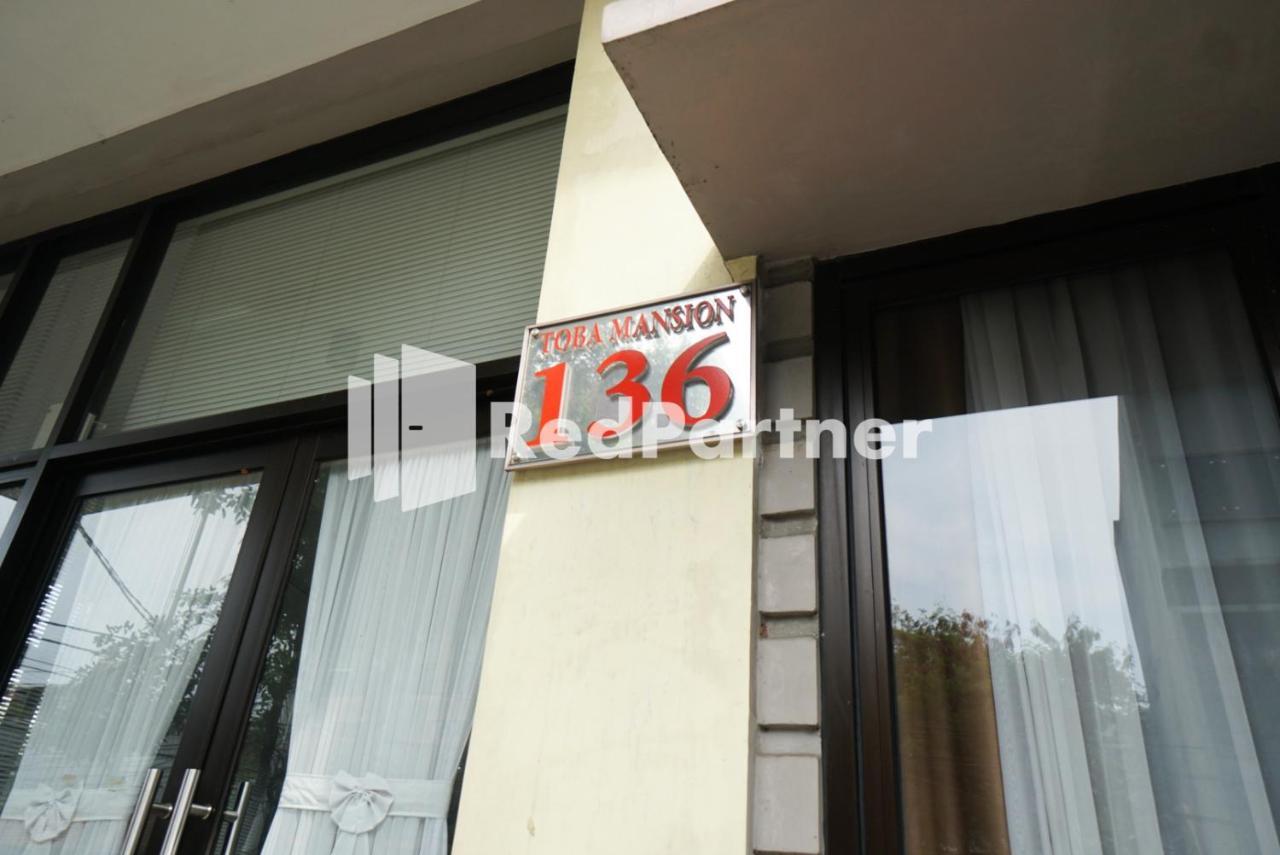 Toba Mansion Syariah Near Benhil Redpartner Hotel Jacarta Exterior foto