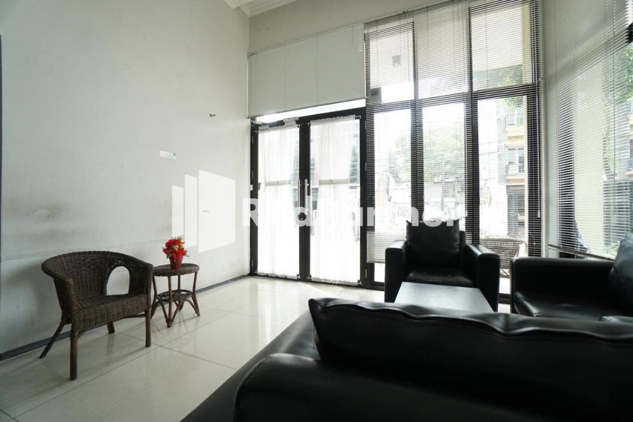 Toba Mansion Syariah Near Benhil Redpartner Hotel Jacarta Exterior foto